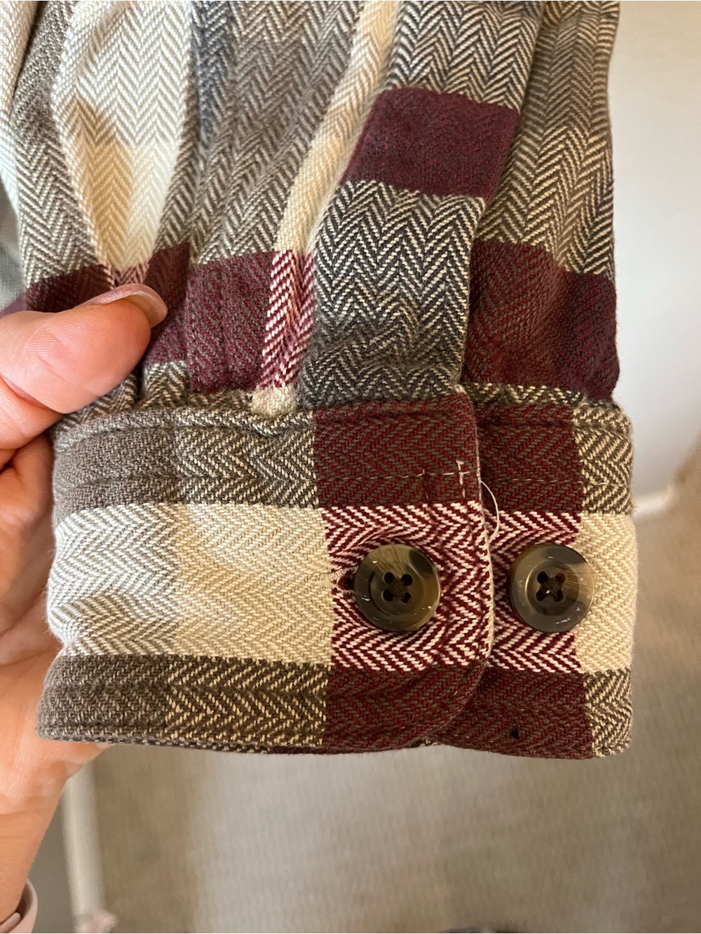 Woolrich Mens M Herringbone Plaid Flannel Shirt Burgundy Gray Heritage Outdoor - Picture 8 of 11